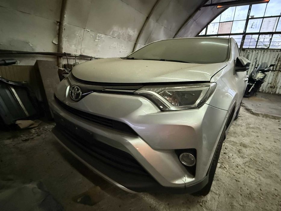 Toyota RAV 4 2016