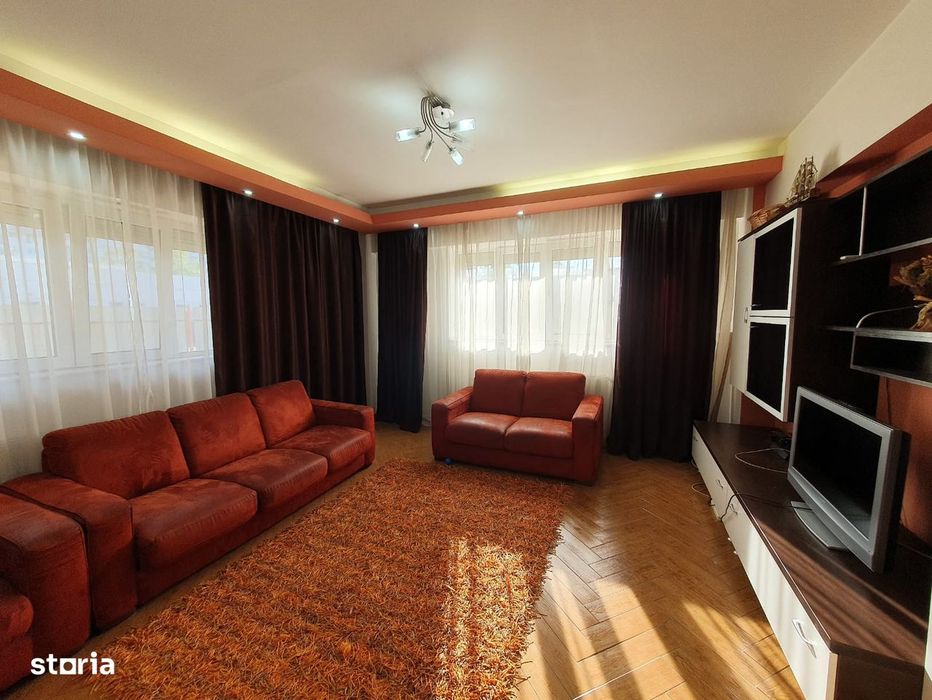 Apartament cu 3 camere de vanzare in zona Drumul Taberei / Plaza — fotografia 3