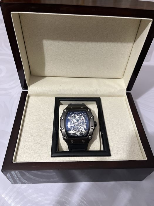 Часы со шкатулкой