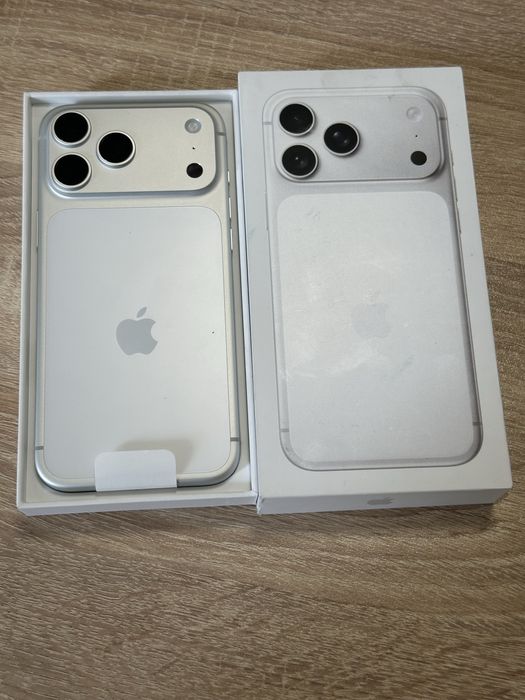 Iphone 17 Pro Max 256GB Silver НОВ! 0 Зареждания! Гаранция