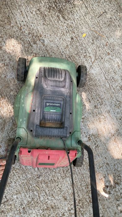 Grunman - masina electrica de tuns iarba