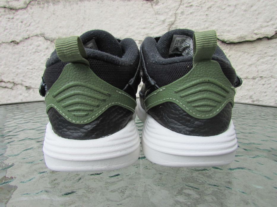 Детски маратонки Nike Air Jordan Max Aura 5