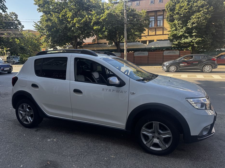 Dacia Sandero Stepway 1.0 tce cu gpl