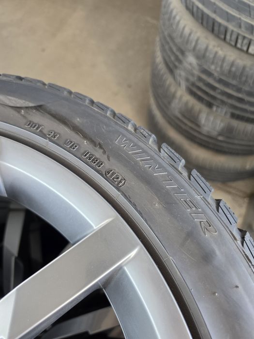 4 Броя 235/45/18 Pirelli 2x6,2mm 2x5mm
