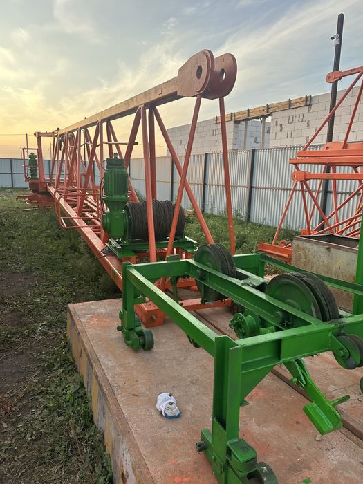 Башенный кран QTZ-80 TCT 5512