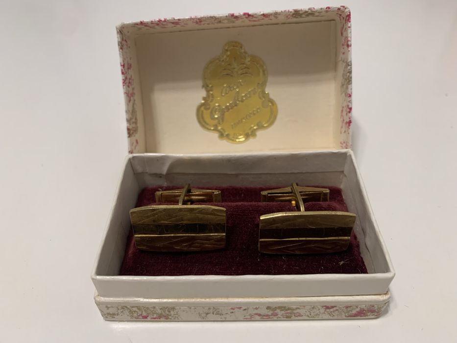 Vechi butoni de manseta Guban