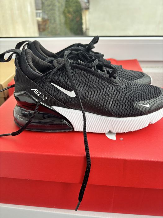 Nike air max 270 marimea 34 noi