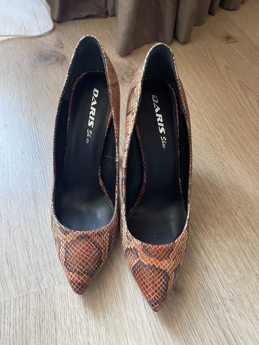 Обувки Daris