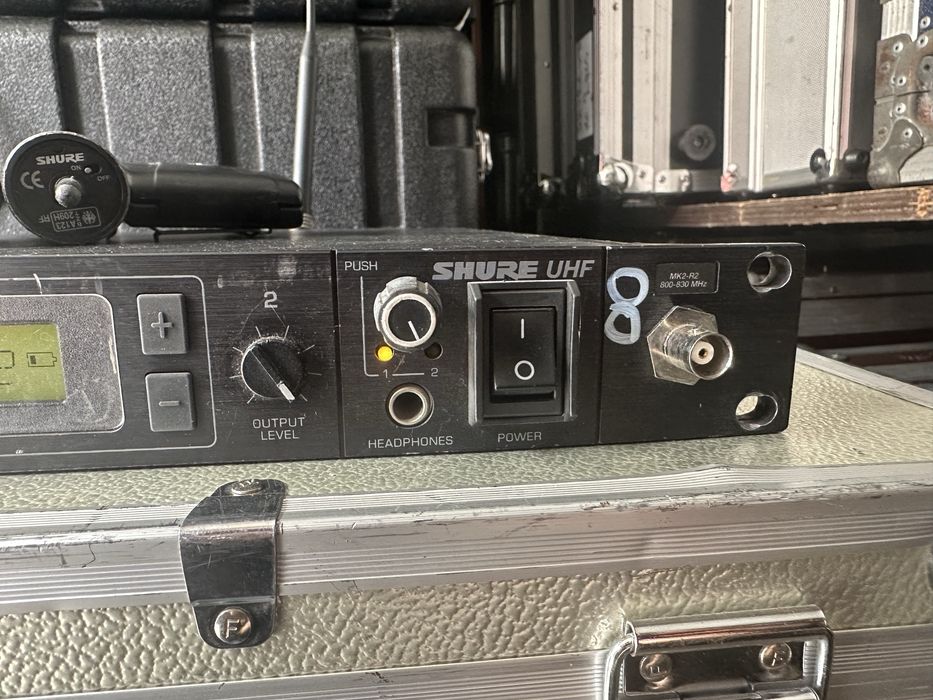 Микрофони Shure U4D и UR4D