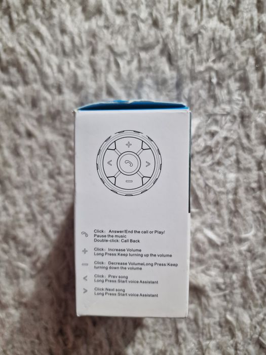 Vand telecomanda Bluetooth reîncărcabila , noua , pret 100 lei