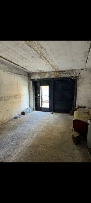 Продам ГАРАЖ в центре города.