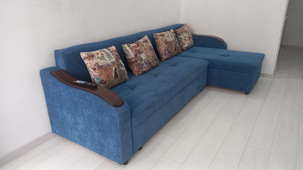 Продам б/у угловой диван