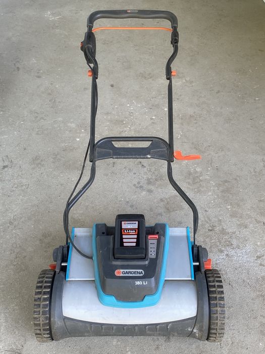 Masina Tuns Iarba Gardena LI380 Acumulator