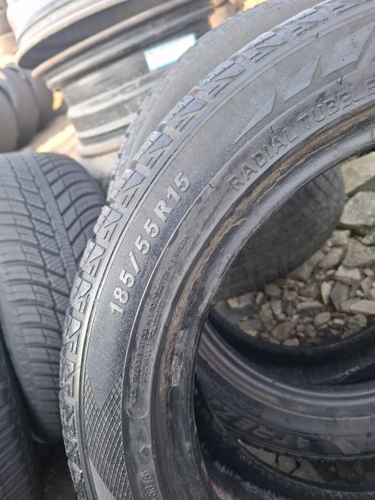 Vand 2 anvelope 185 55 15 de iarna bune