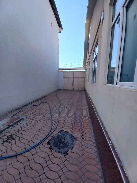 Bodomzorda 4.2-sotokli Uchaska Sotiladi Fasadi:21-metr 9-honalik