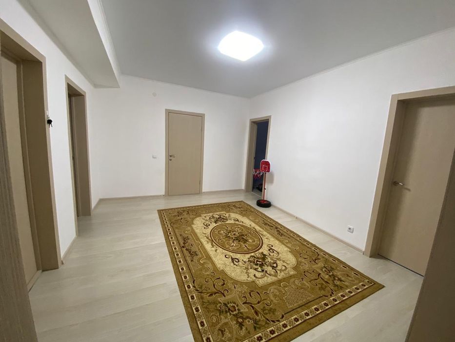 Продаётся дом на земле.