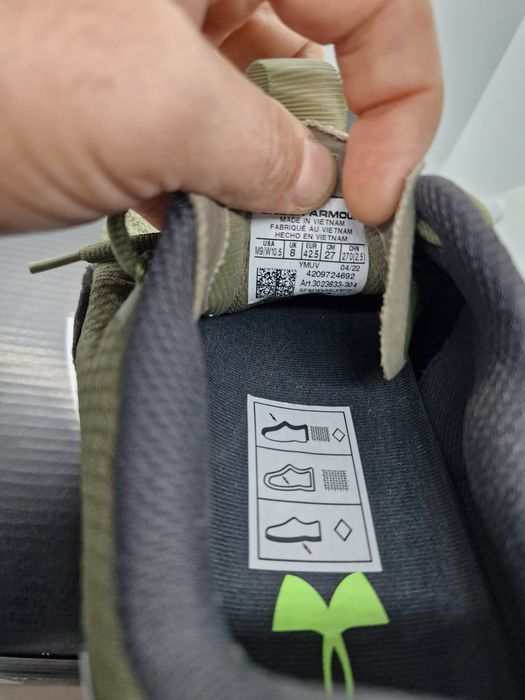 Under Armour HOVR Infinite Summit 2 nr. 42.5 fit 1/2 nr mai mic