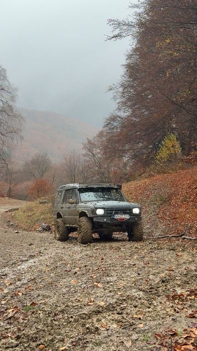 Vând Discovery  200hp