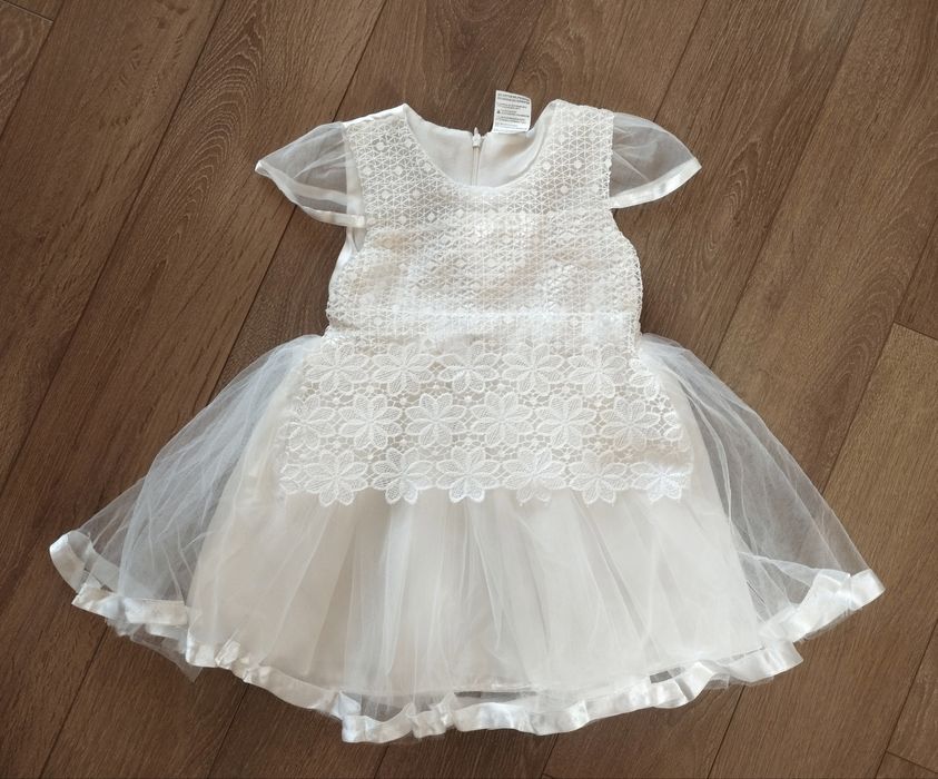 Нова детска рокля за 3 г