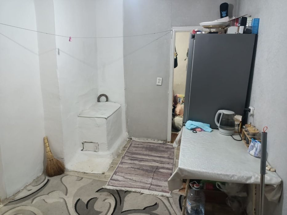 Продаю 2 комнатные квартиру