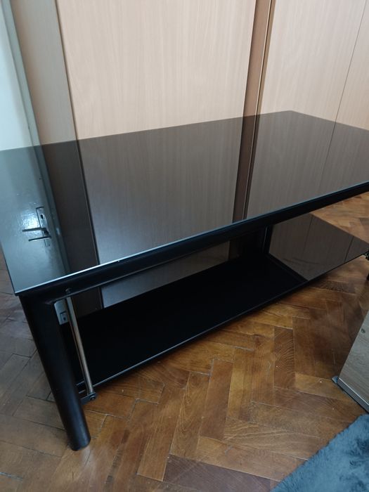 Vând masă de sticlă