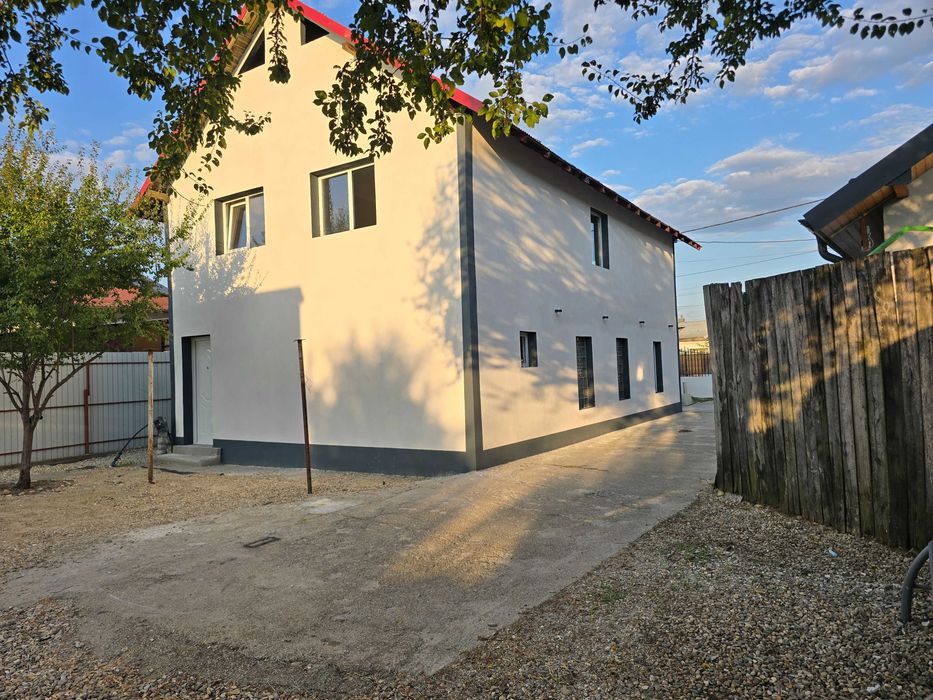Okazie vand/schimb Casa P+1 si Teren 1400mp in Pitesti (cart Prundu)