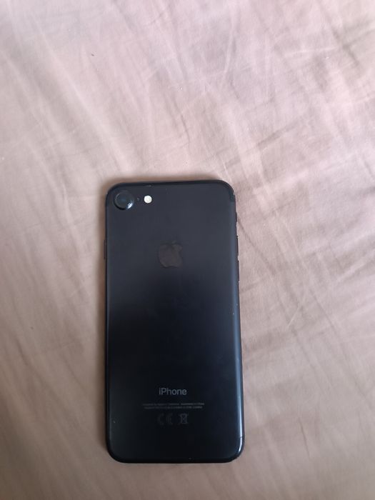 Продам айфон7 32гб