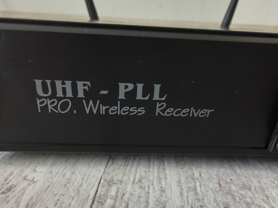 Receiver microfon wireless Univox EJ‑701DR (Okayo) antene 864 MHz