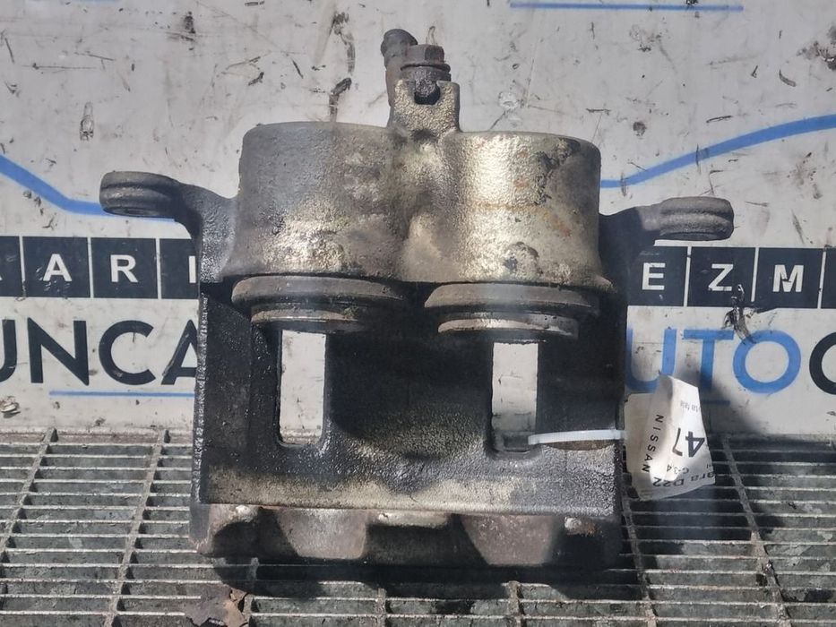 Etrier dreapta fata Nissan Navara D22 2.5 Diesel 1998 - 2004 Manuala 5 Trepte SUV 2 Usi ...