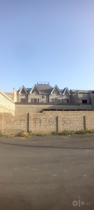 Olmazor rayo'nda ohunboboyevda 2 sotix fasati 10*20 ichkarisiga 75000$