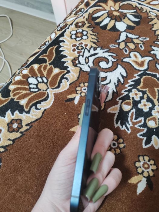 айфон 13, 128. обмен