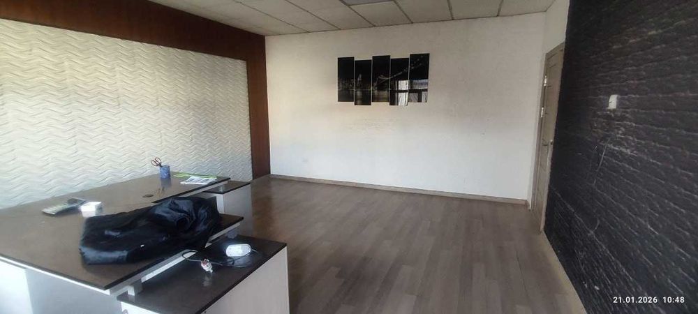 Продаётся  помещение  Зангиатинский район