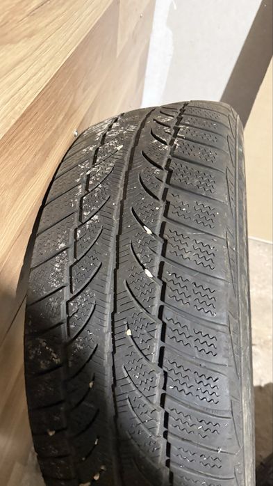 Гуми с джанта за кола