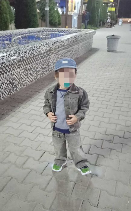 Брючный костюм на 2-3 года