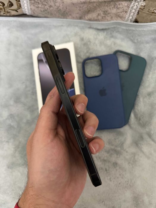 продам Б/У iPhone 16 Pro Max 512GB Black Titanium 2 SIM