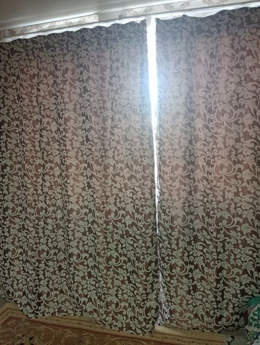 Продам шторы 3 шт