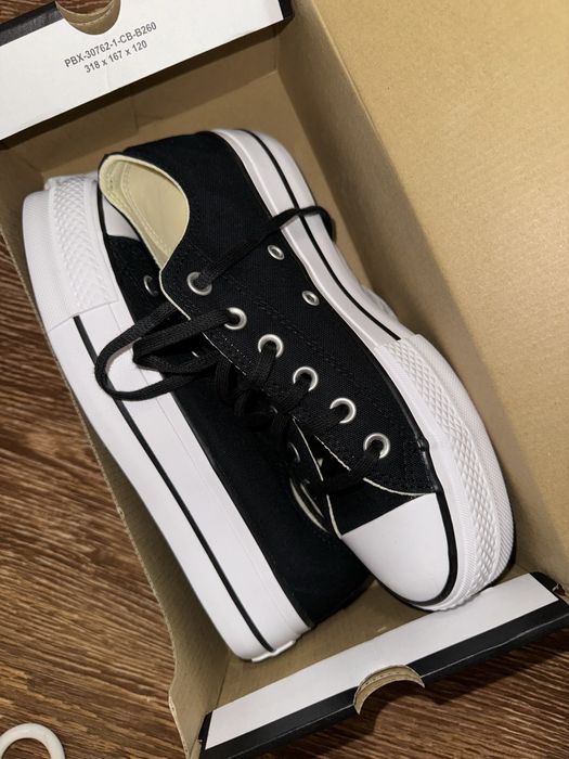 Срочно! Кеды Converse!