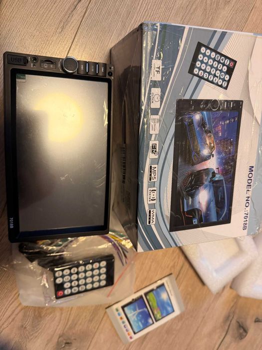 Player auto 2DIN 7018B 7" Touch Bluetooth USB MirrorLink + telecomandă