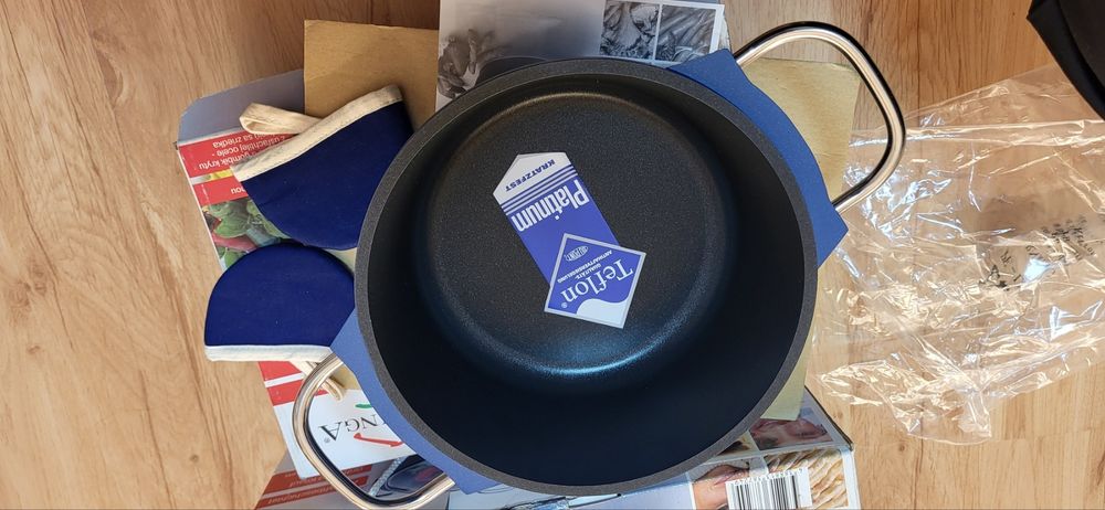 Тенджери професионални с тегло ново покритие