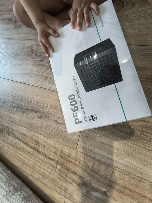 Продам блок питания 600w