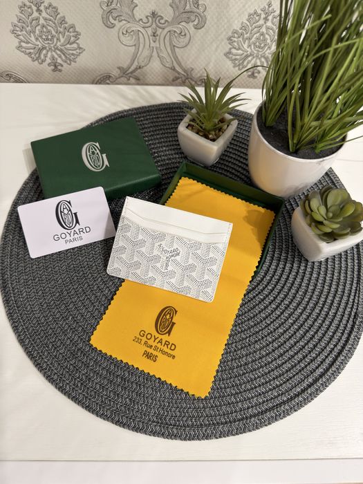 Goyard Cardholder(Authentic)
