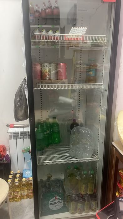 Витринный холодильник