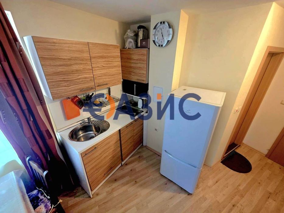 Продава се Едностаен апартамент в к.к. Слънчев бряг - 29 кв.м за 792 €/кв.м - Снимка #9