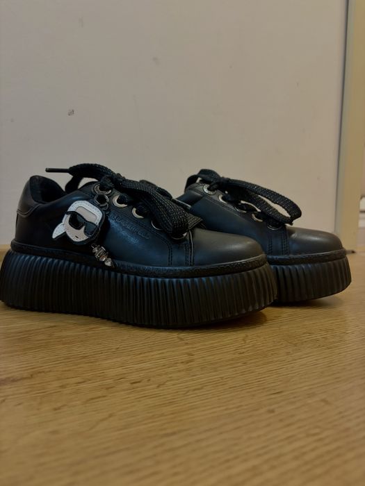 Продавам обувки Karl Lagerfeld