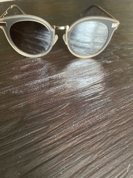 Слънчеви очила Guess