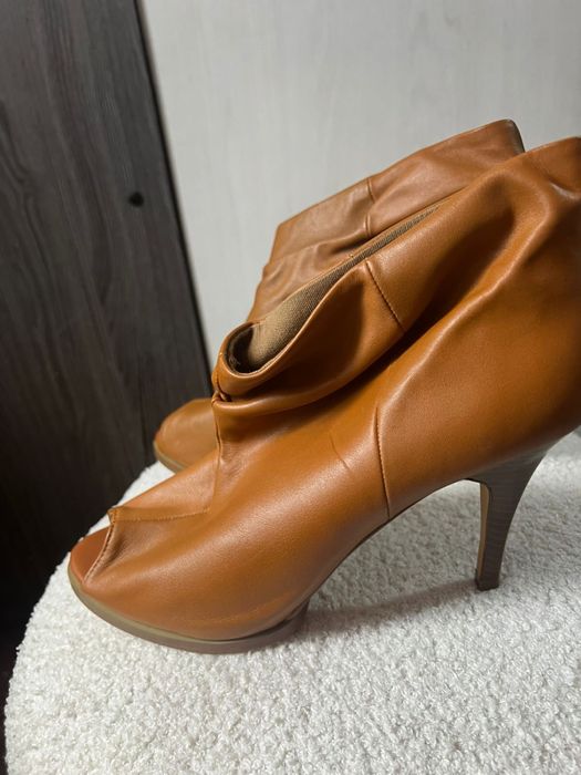 Продам ботинки 40 размер