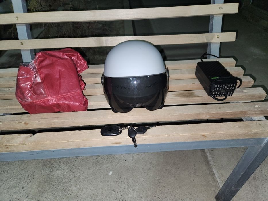 Skuter sotiladi Qashqadaryo-Shaxrisabz Продаётся скутер Кашкадарья