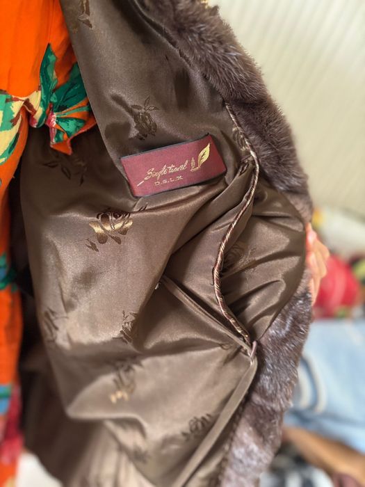 Продам норковую шубу