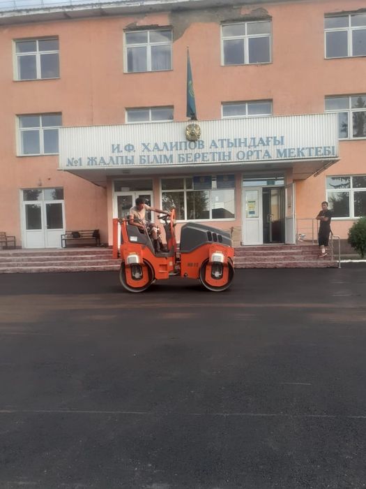 Укладка асфальта.