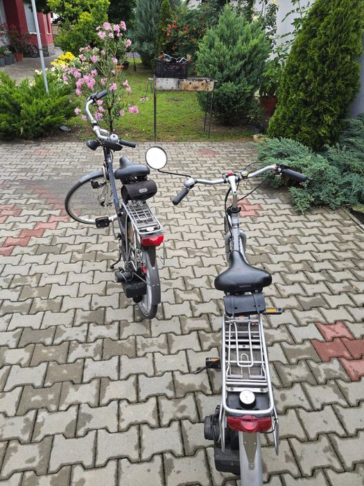 Vand biciclete saxonette cu motor pe benzina